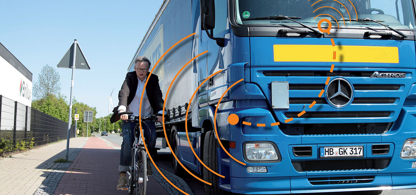LKW mit Abbiegeassistent